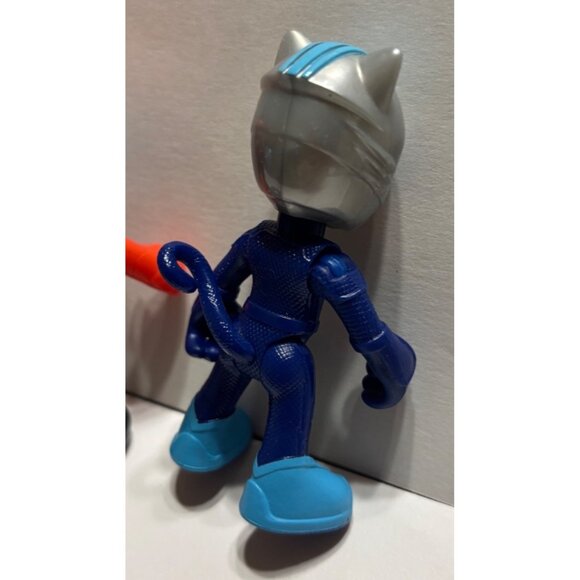 Lot of 4 PJ Masks Mini Action Figures (1) Blue Catboy & (3) Red Owlettes - Picture 5 of 10